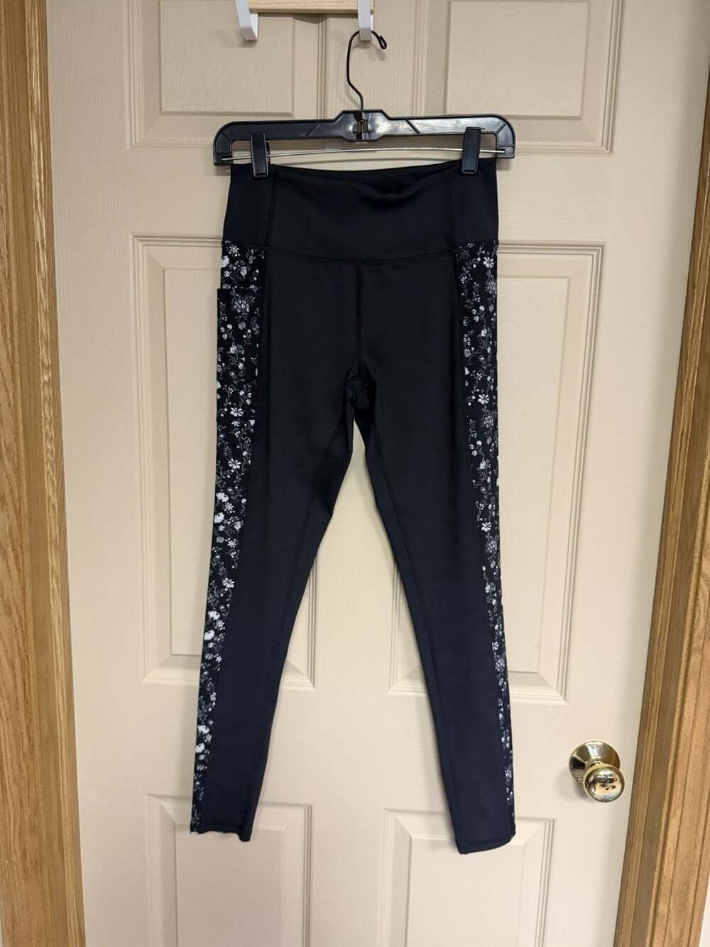 Vera Bradley Leggings Womens Black Floral Active Yoga Pants Small 25" Inseam